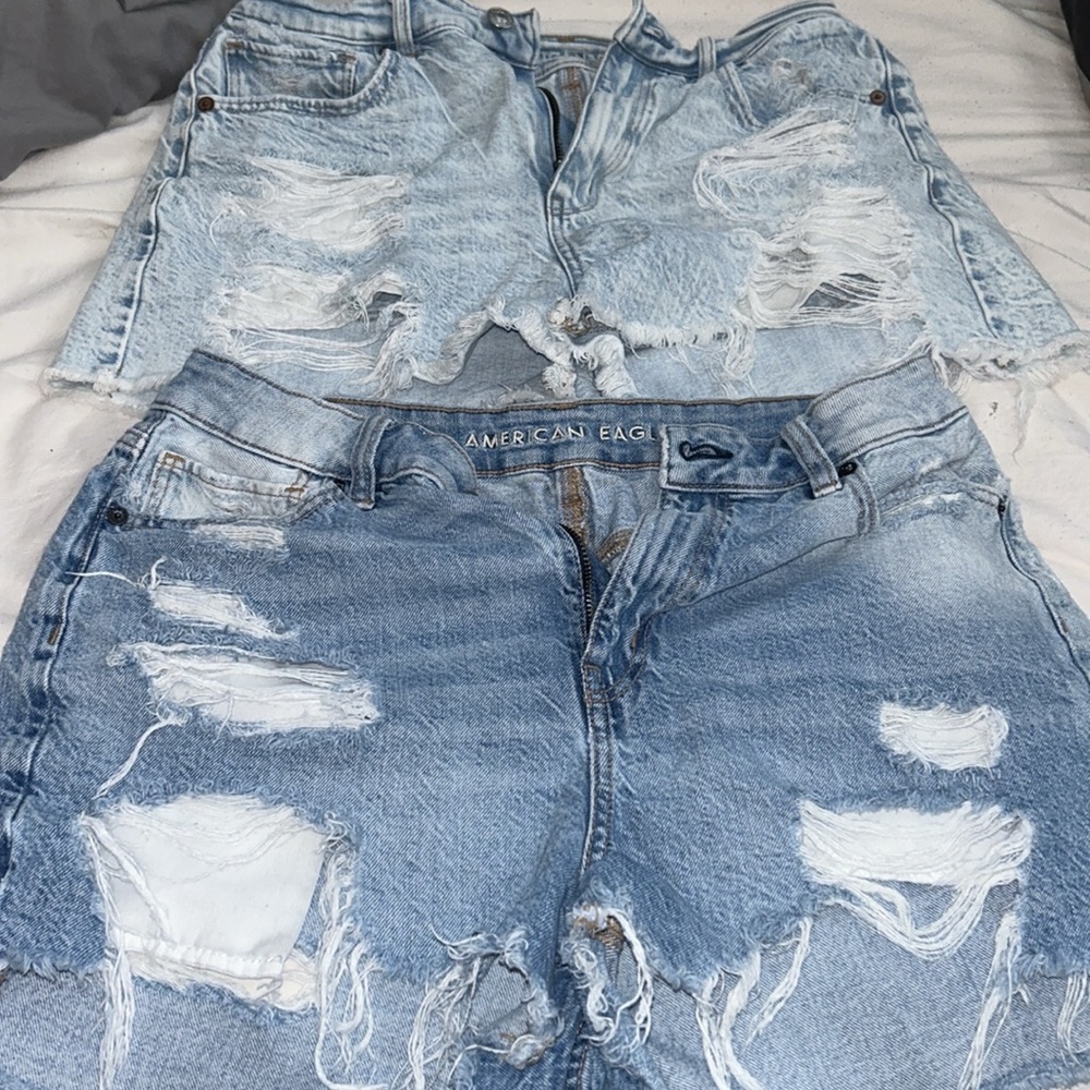 AE Mom shorts